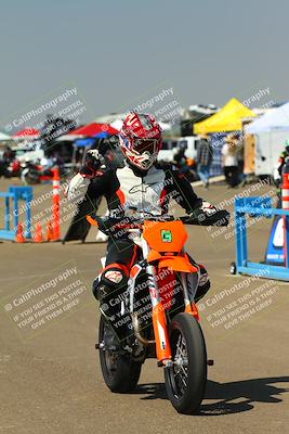 media/Sep-20-2025-TrackDaz (Sat) [[27f0cde673]]/Around the Pits/